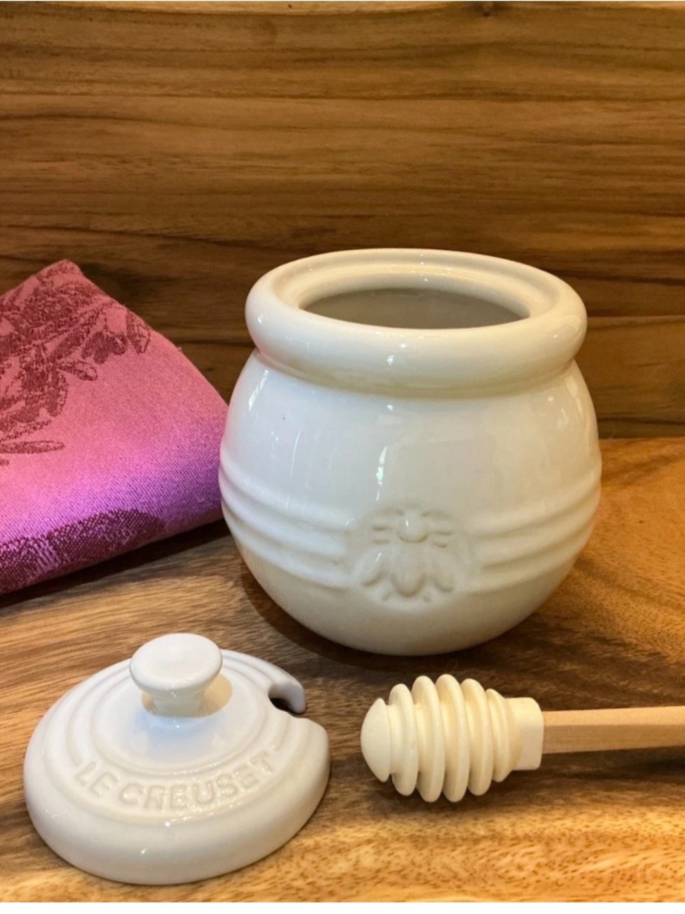 Le Creuset Honey Pot w Dipper White Stoneware Farmhouse Kitchen Decor